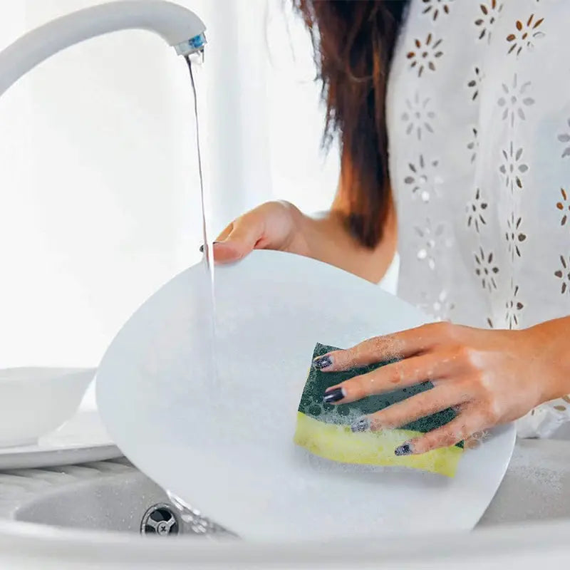 Thickened Kitchen Decontamination Sponge