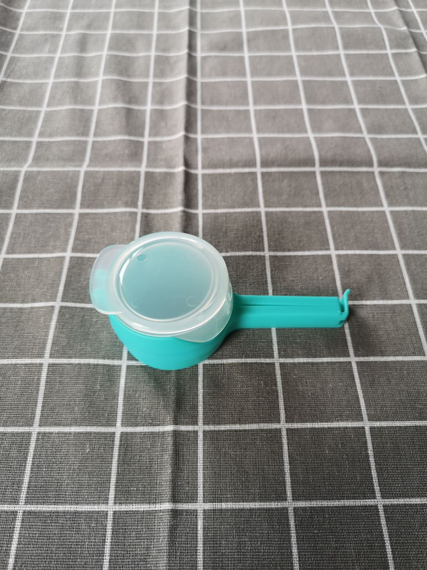 Multi-Functional Food Sealing Clip and Bag Closure
