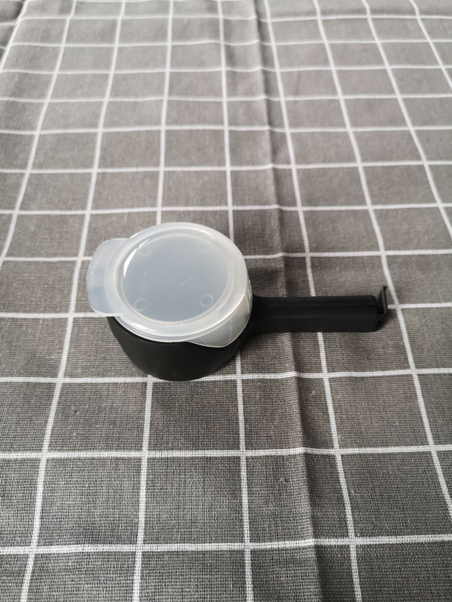 Multi-Functional Food Sealing Clip and Bag Closure