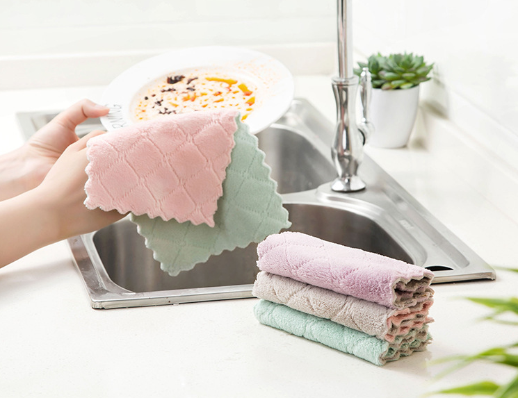 Thick Absorbent Cleaning Cloth for Kitchen Use